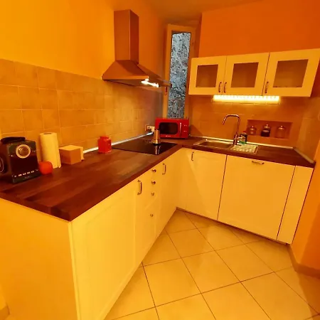 Piazza Napoleone Sweet Apartment Lucca